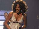 «The X Factor»: Whitney Houston nahm den Kleider-Fauxpas gelassen.