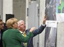 Bundeskanzlerin Merkel im Neubau des Wasserkraftwerkes Rheinfelden.