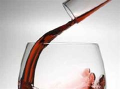 Wein einschenken: Das richtige Füllmass macht es aus, denn der Wein braucht Sauerstoff zum atmen.