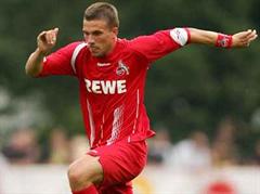 Lukas Podolski leidet an muskulären Problemen im Oberschenkel.
