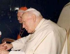 Der Vatikan betont, der Zustand des Papstes sei nicht Besorgnis erregend.