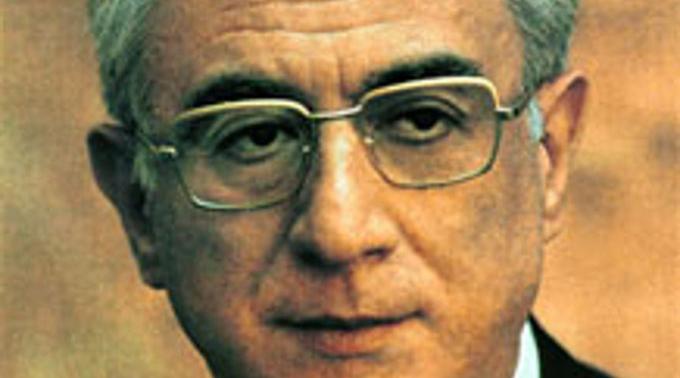Der ehemalige italienische Präsident Francesco Cossiga starb im Alter von 83 Jahren an einem Herzstillstand.