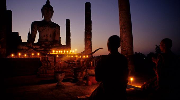 Burma: Gläubige feierten das Jubiläum der Erleuchtung Buddhas in Rangun.