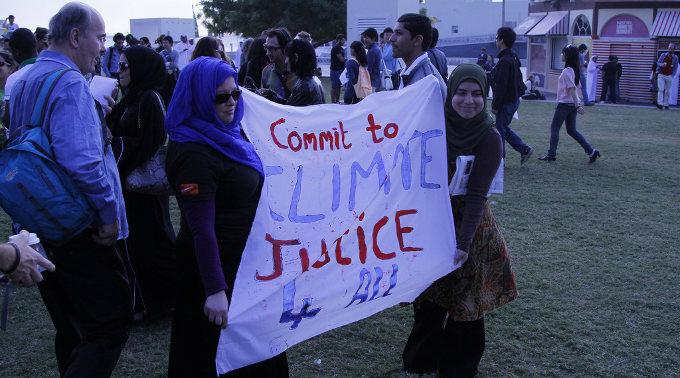 An dem Protestmarsch in Doha teilgenommen haben vor allem Jugendliche aus mehreren arabischen Ländern.