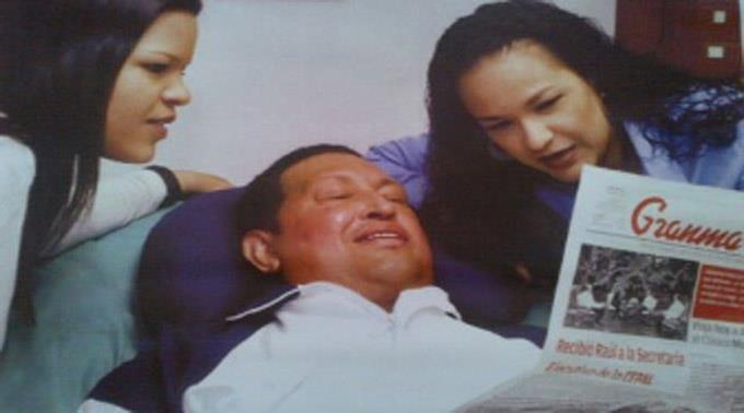Hugo Chávez im Krankenbett.