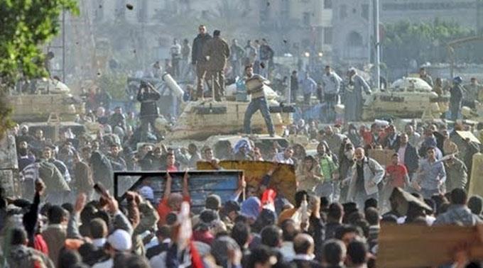 Bei den regierungskritischen Demonstranten handelte es sich vor allem um Anhänger des gestürzten islamistischen Präsidenten Mohammed Mursi.