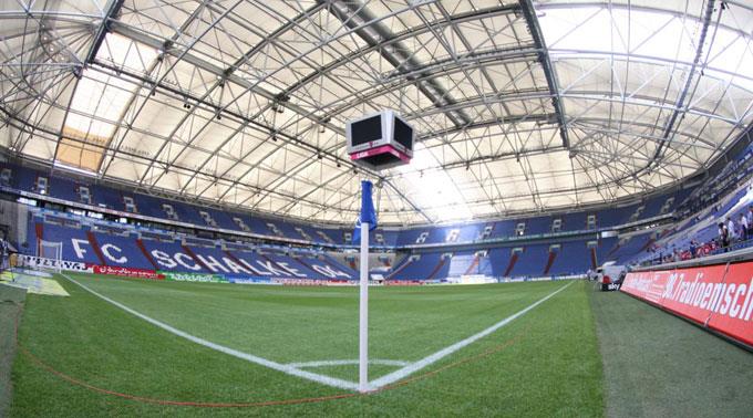 Das Dach der Arena auf Schalke ist renoviert. (Archivbild)