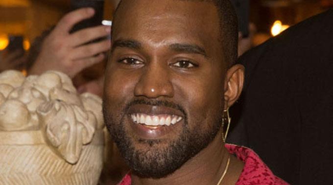 Rapper Kanye West soll für die Weihnachtskarte des Kardashian-Clans verantwortlich sein.