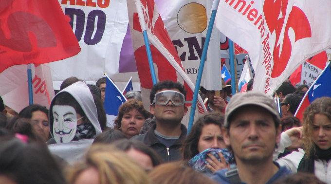 Grossdemonstration in Chile: Zu den Hauptforderungen der Protestanten gehört eine Modernisierung der Verfassung.