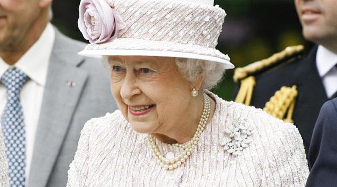 Königin Elizabeth II. war an der Messe in London auch dabei.