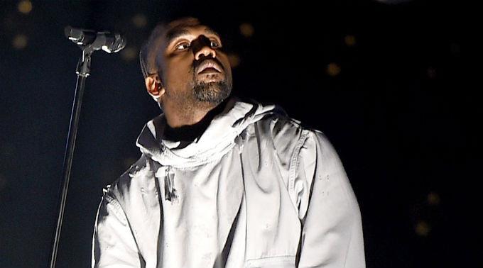 Kanye West kann sich demnächst als Doktor West vorstellen.