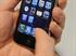Fall in Frankreich: Bildschirm eines iPhones ist zersplittert. (Archivbild)
