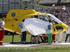 Nach seinem Crash wird Felipe Massa per Helikopter ins Spital eingeliefert. Der Brasilianer ist auf dem Weg der Besserung.