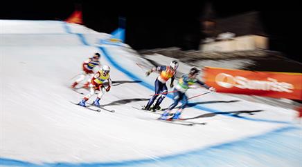 Der FIS Ski Cross World Cup in Arosa bietet Spitzensport zum Anfassen.